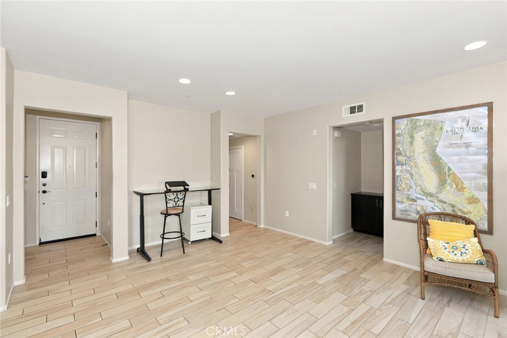 510 S Anaheim Boulevard 8 Property Photo 11