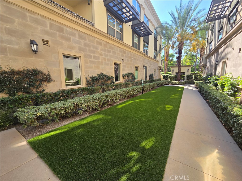 510 S Anaheim Boulevard 8 Property Photo 26