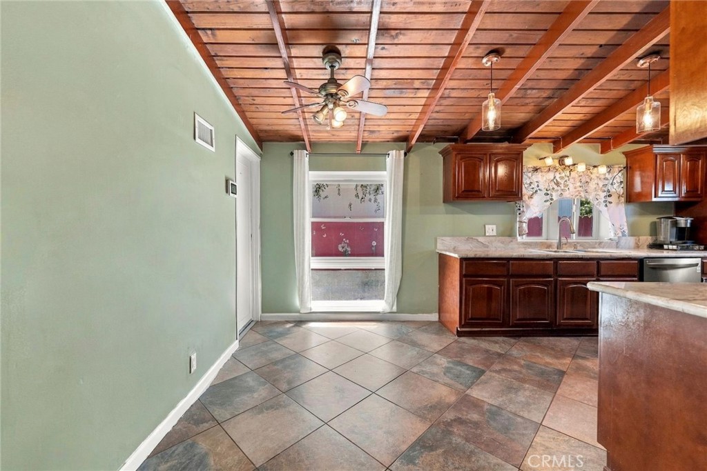 9612 Haney Street Property Photo 7
