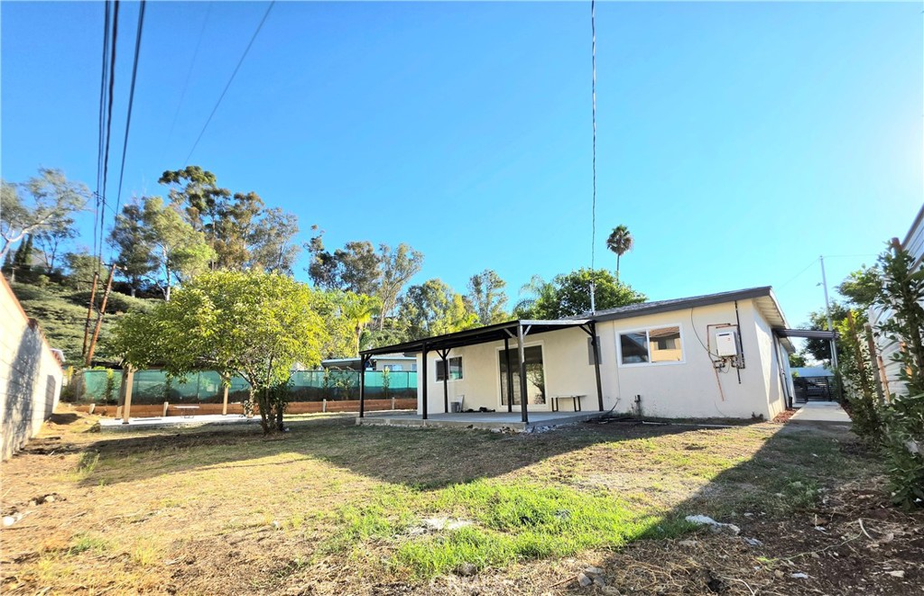 305 Colston Property Photo 15