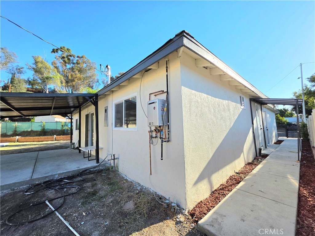305 Colston Property Photo 17