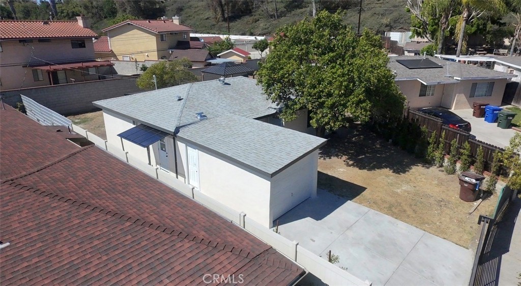 305 Colston Property Photo 26