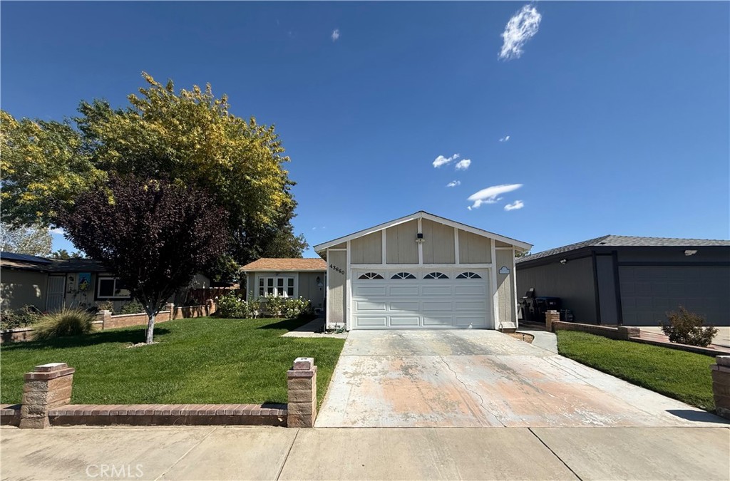43660 22nd Street E Property Photo 1