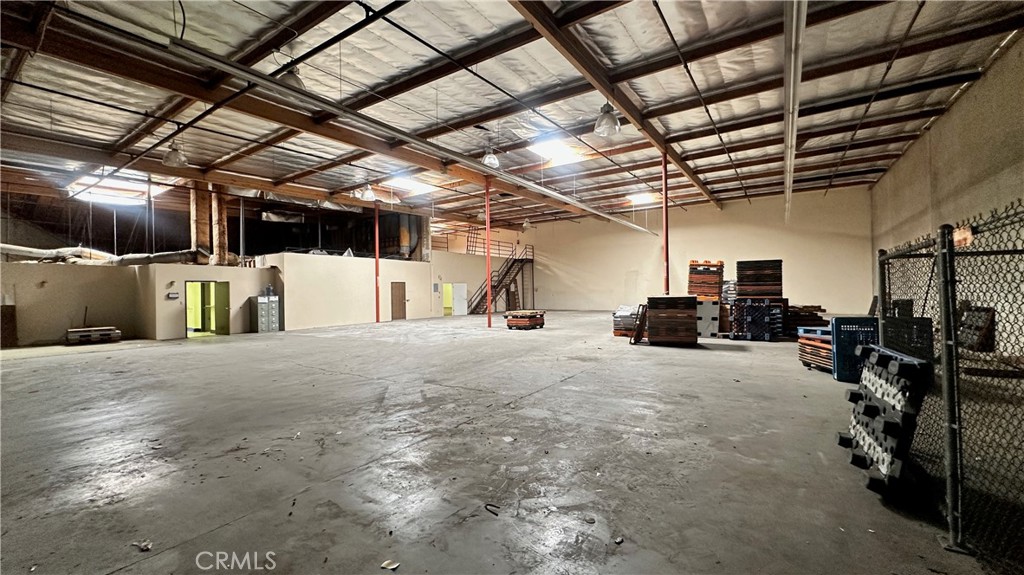 13021 Florence Avenue Property Photo 17