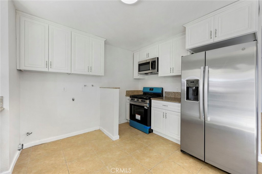 5656 Daisy Property Photo 8