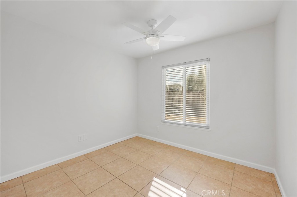 5656 Daisy Property Photo 15