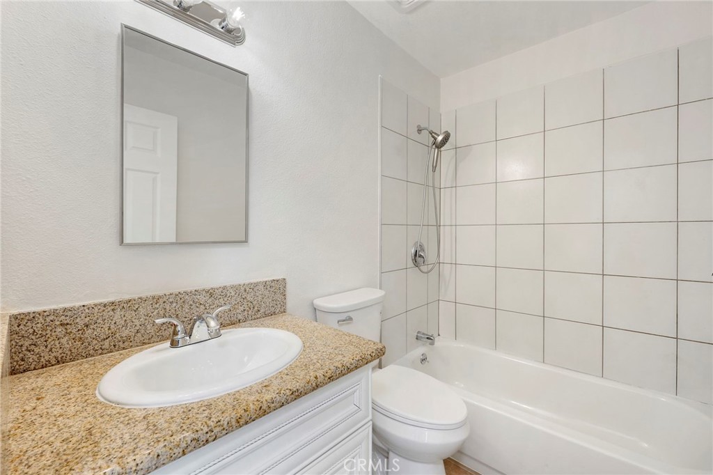 5656 Daisy Property Photo 22