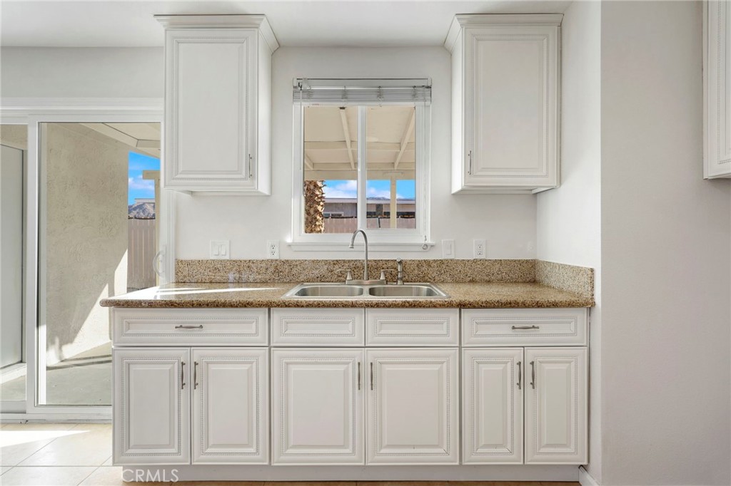 5656 Daisy Property Photo 23