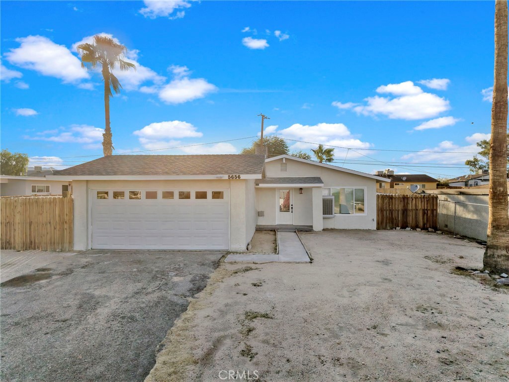 5656 Daisy Property Photo 26