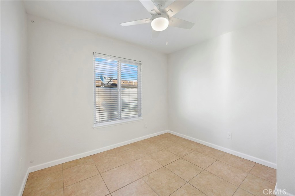 5656 Daisy Property Photo 10