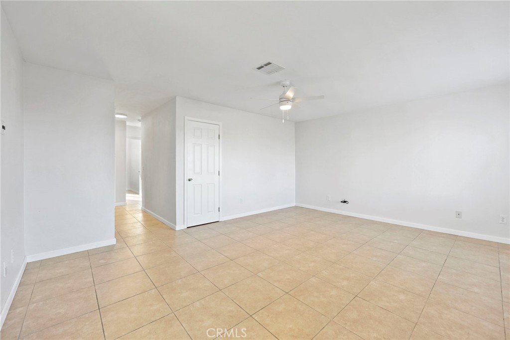 5656 Daisy Property Photo 16