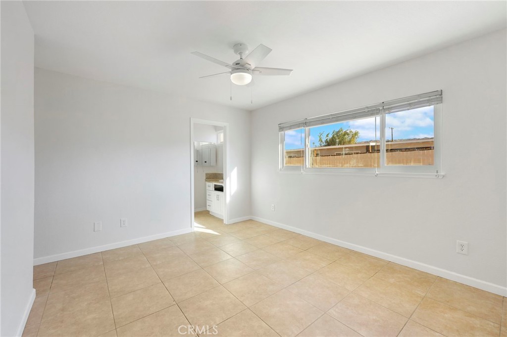 5656 Daisy Property Photo 19