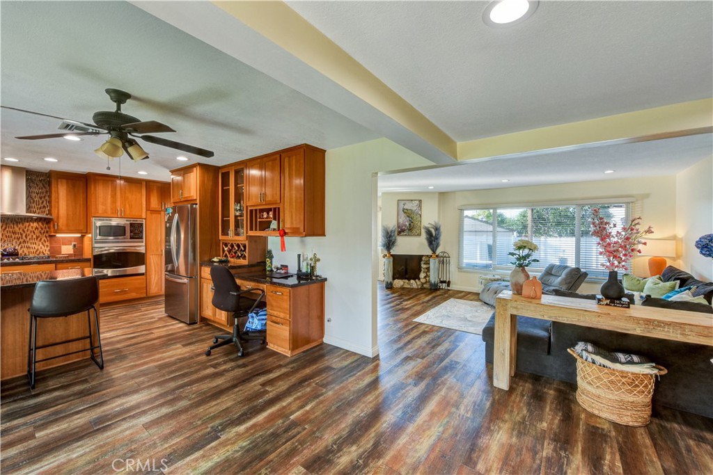 1300 Rutledge Property Photo 5