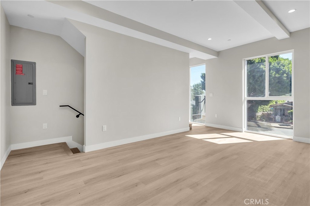 659 S Soto Property Photo 17
