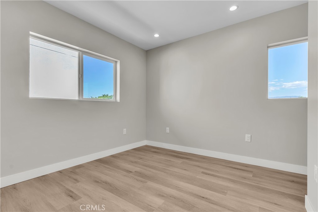 659 S Soto Property Photo 36