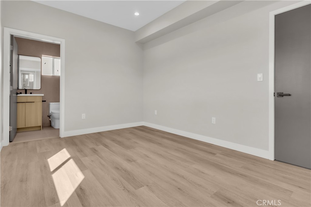 659 S Soto Property Photo 41