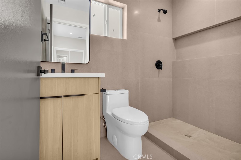 659 S Soto Property Photo 42