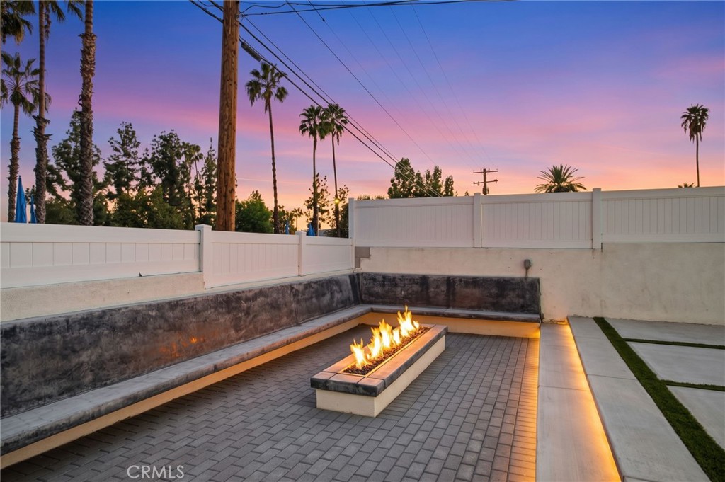 6348 Orange Knoll Property Photo 4