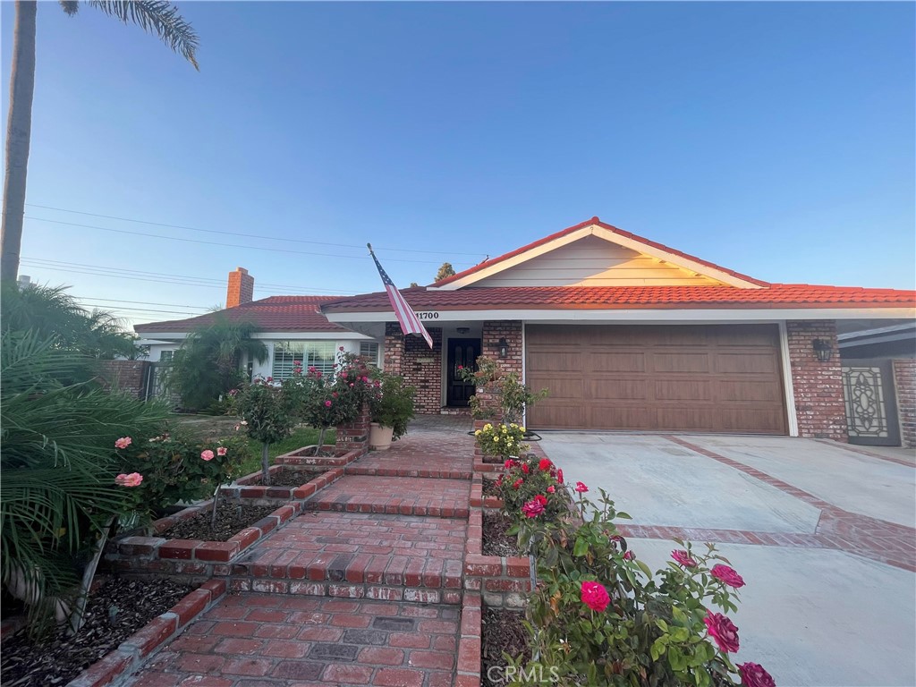 11700 Clearglen Property Photo 2