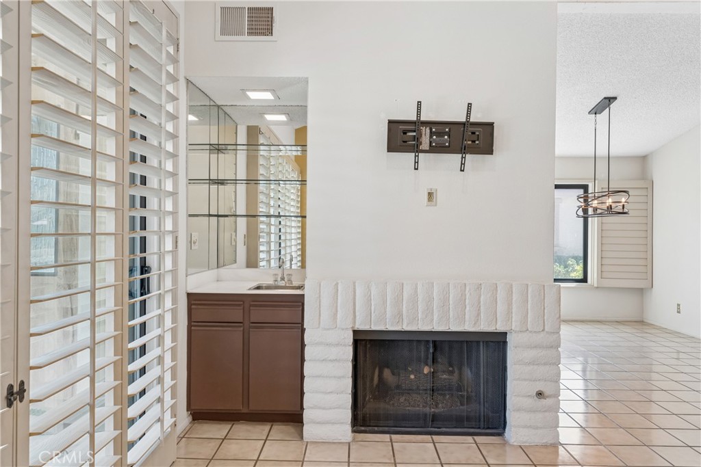 132 Gran Via Property Photo 7