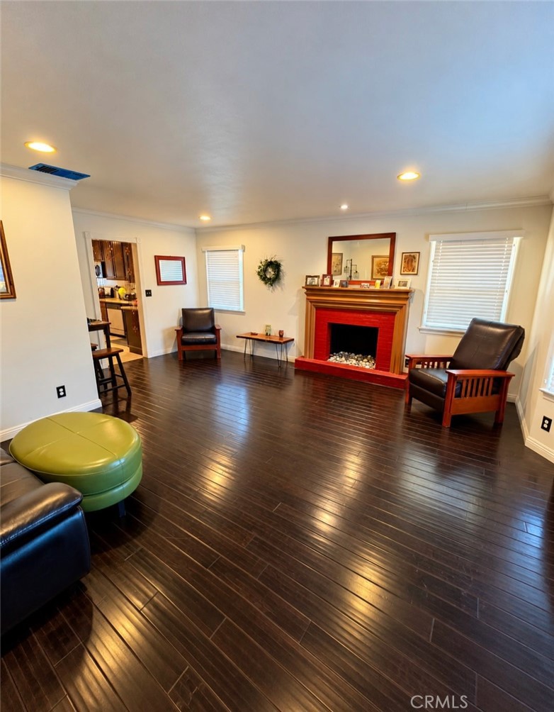 542 W Ada Property Photo 3