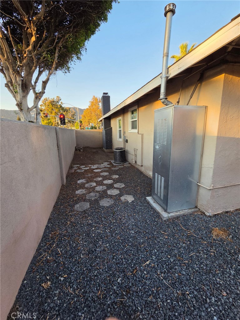 542 W Ada Property Photo 19