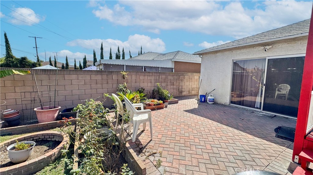 1609 E Silva Property Photo 25