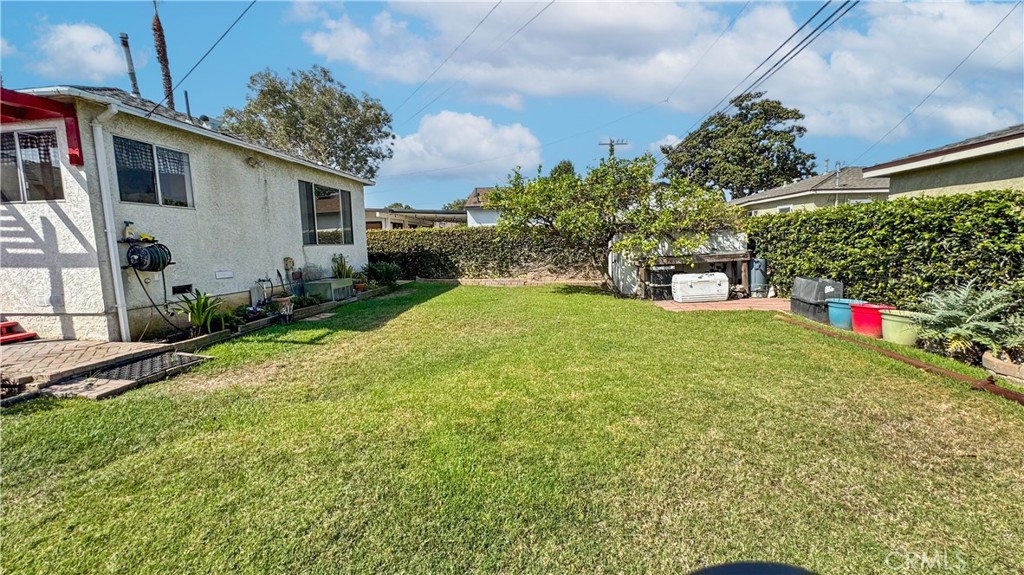 1609 E Silva Property Photo 35