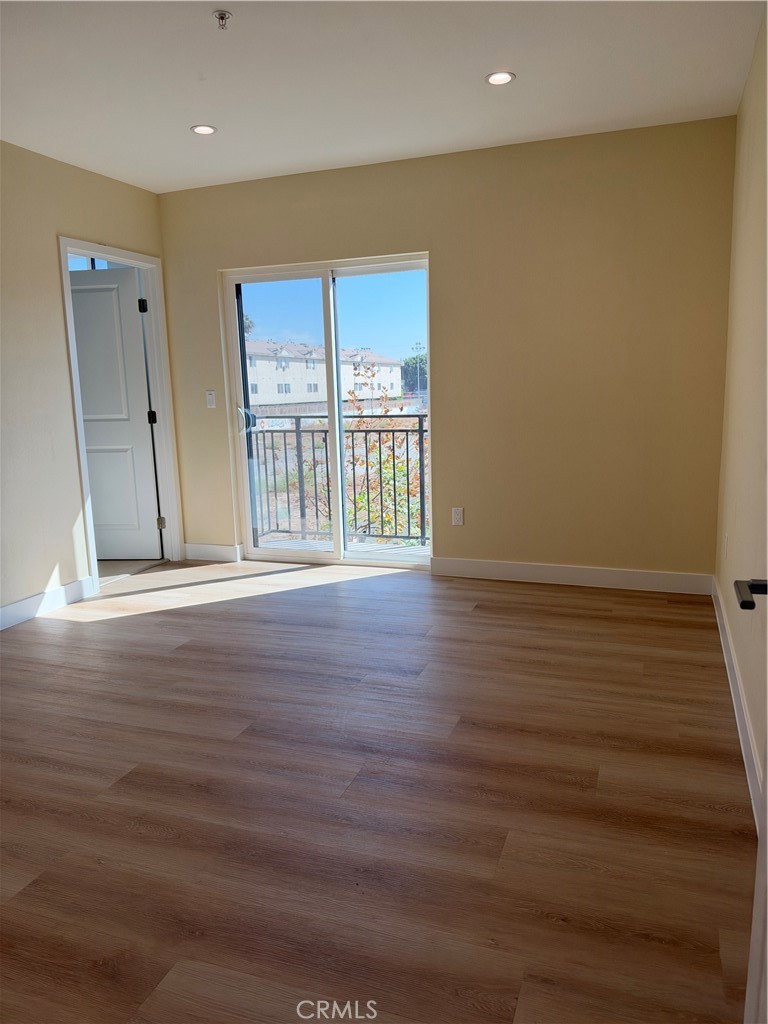 900 Lakme Avenue Property Photo 7