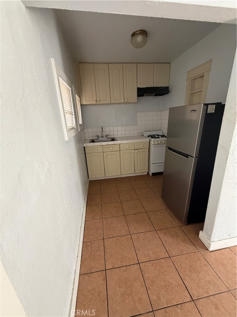 920 Mcfarland Avenue Property Photo 2