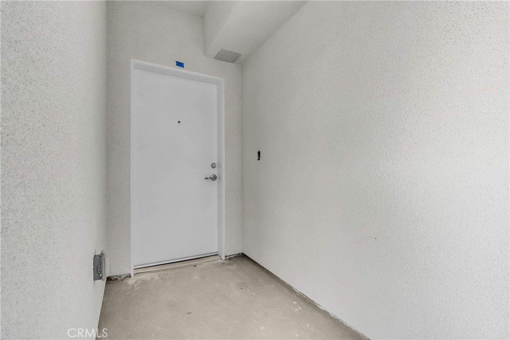 129 N Soto Property Photo 14