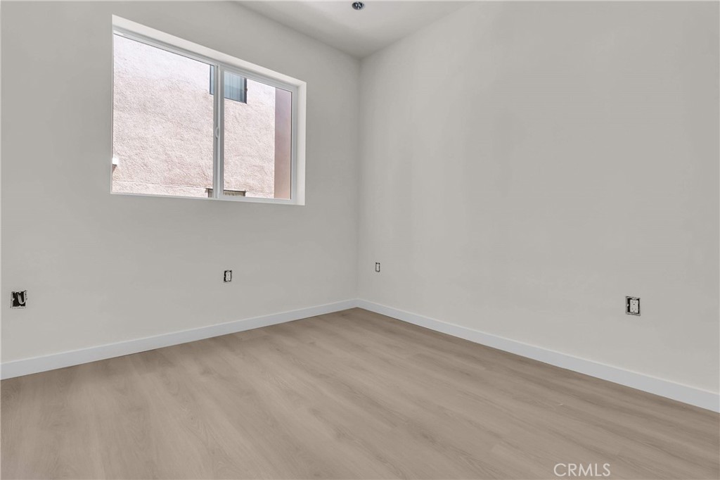 129 N Soto Property Photo 31