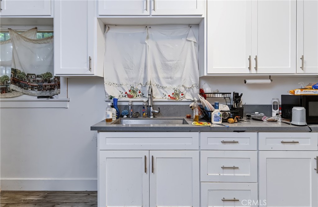 4915 2nd Property Photo 24