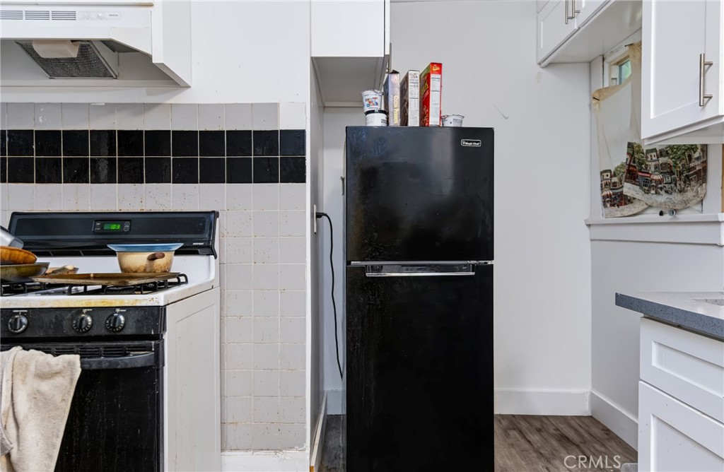 4915 2nd Property Photo 25