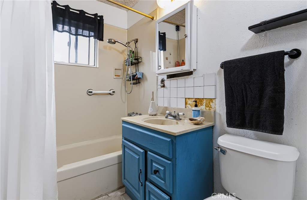 13735 Roxey Property Photo 15