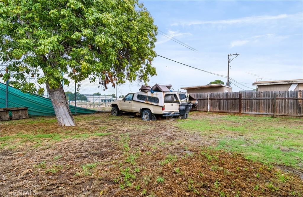13735 Roxey Property Photo 26