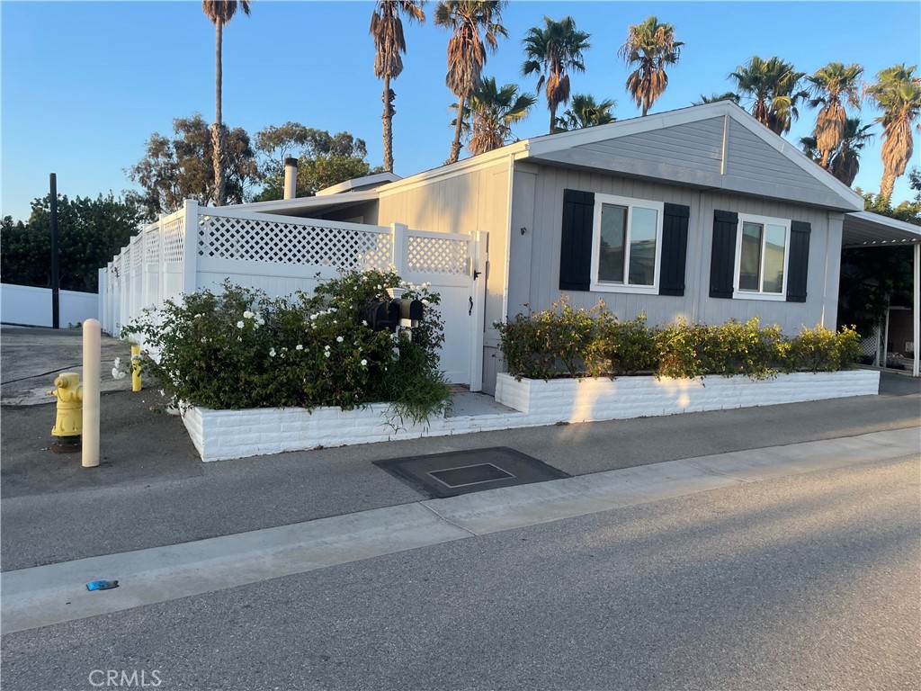 6233 E Sea Breeze Drive 17 Property Photo 1