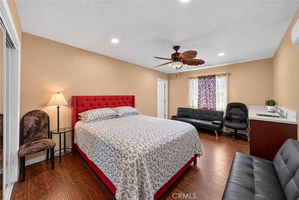 751 E Hensel Property Photo 51