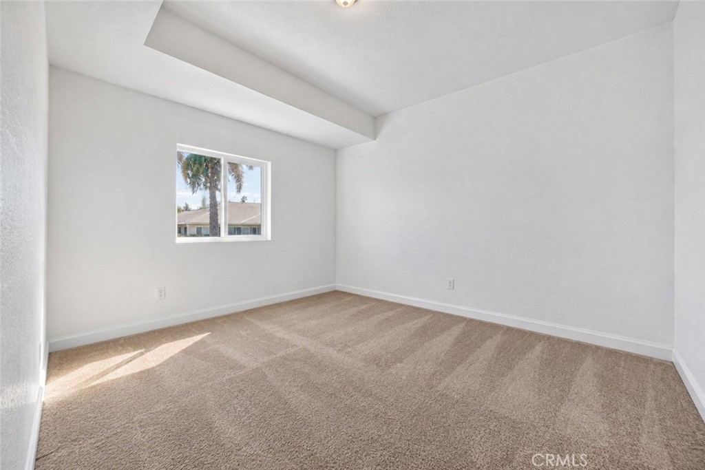 751 E Hensel Property Photo 60