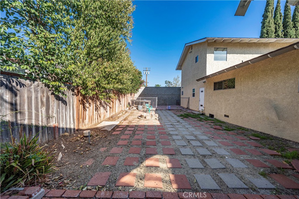 751 E Hensel Property Photo 64