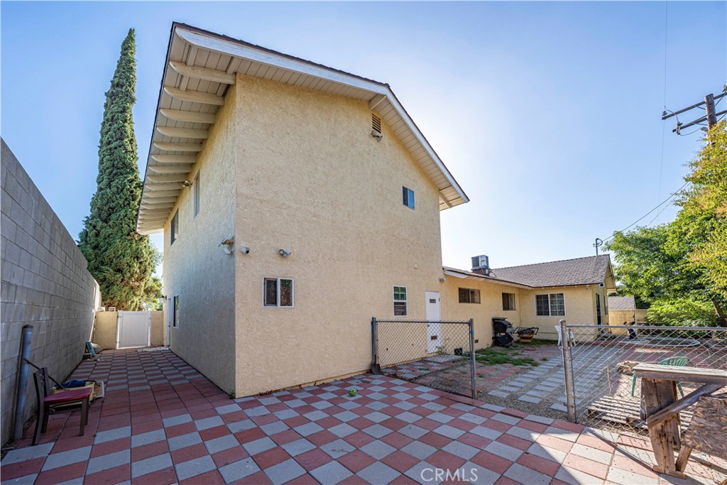 751 E Hensel Property Photo 66