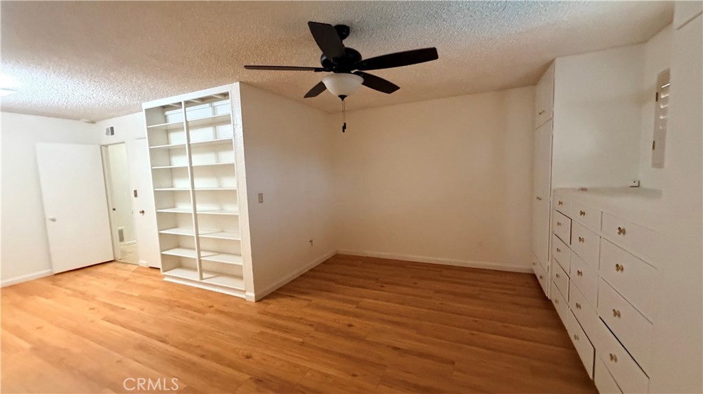 1123 E 38th Property Photo 17