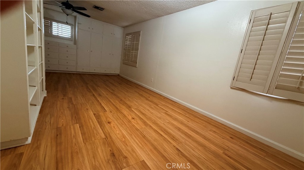 1123 E 38th Property Photo 21