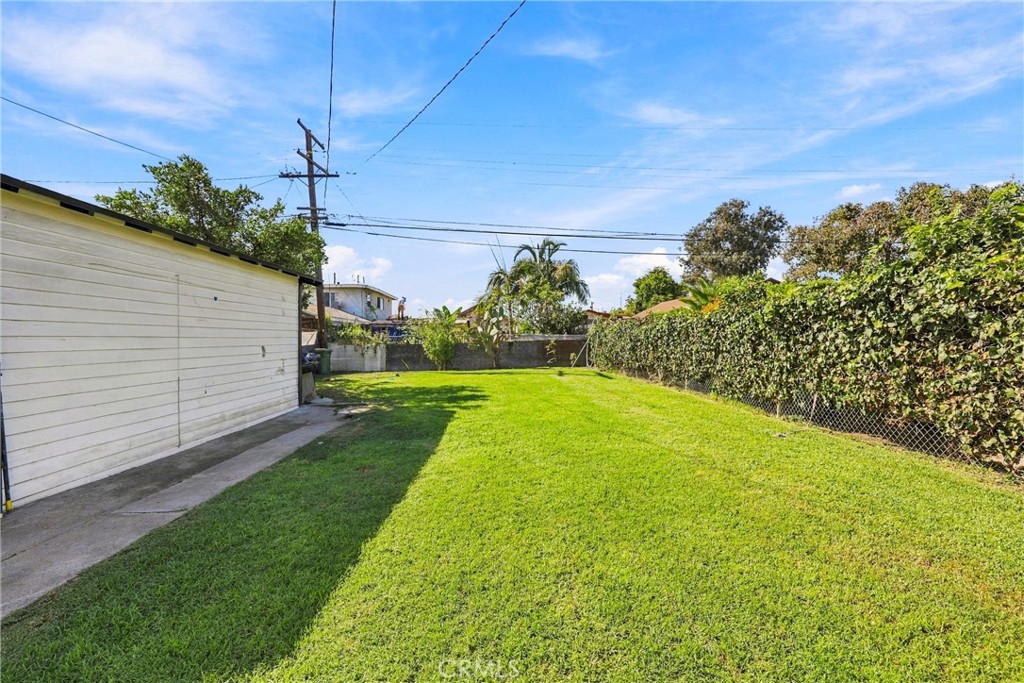 947 S Vancouver Avenue Property Photo 31