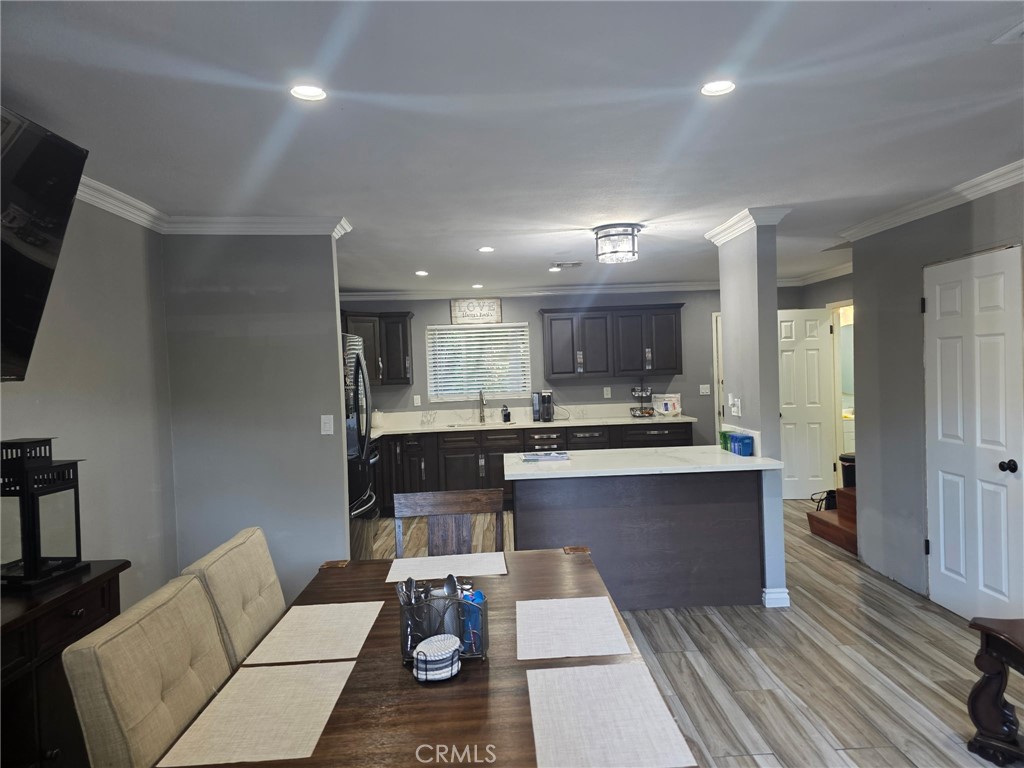 425 N Rockvale Property Photo 4