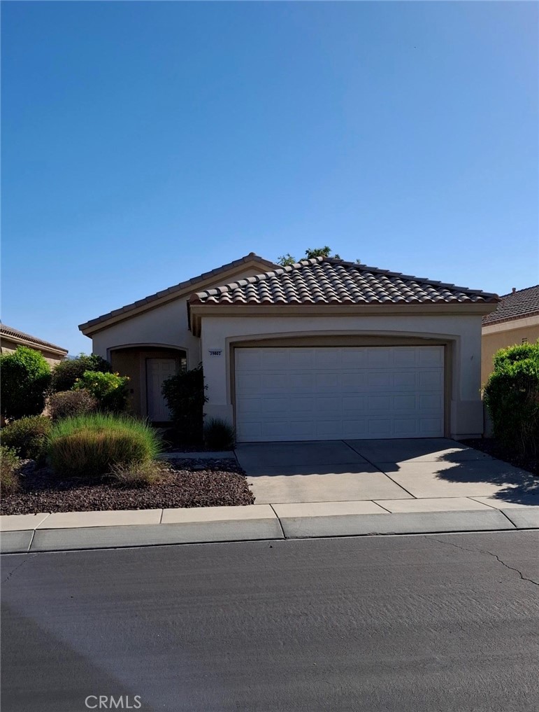 39802 Somerset Avenue Property Photo 1