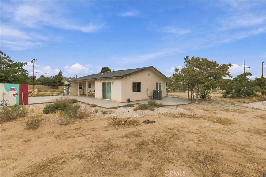 2154 W Avenue M12 Property Photo 3