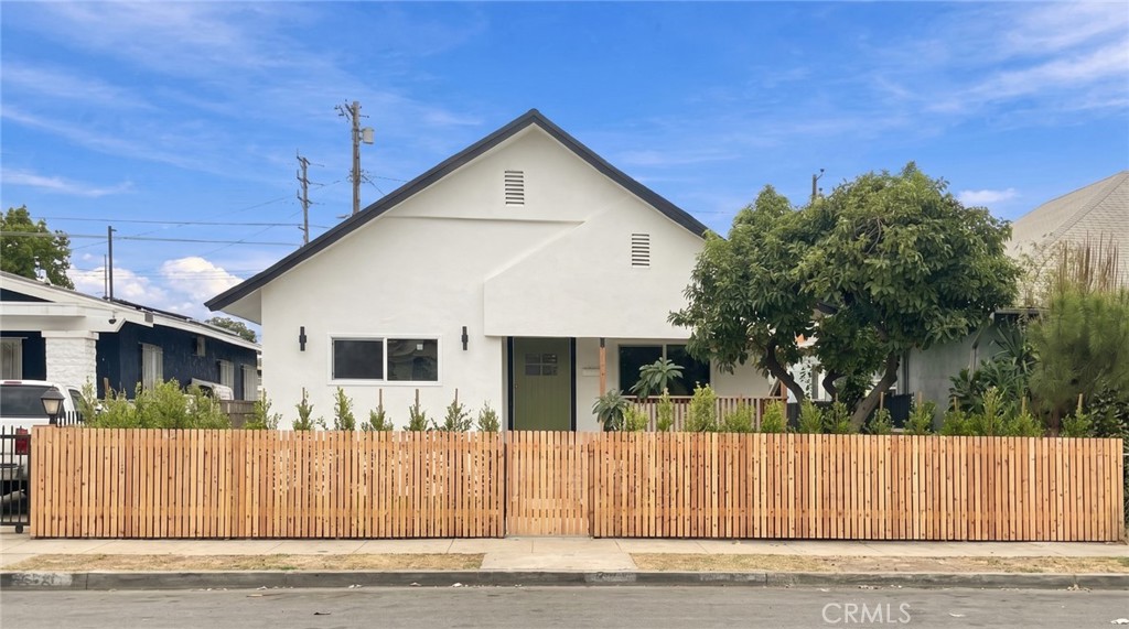 3230 Huron Street Property Photo 1