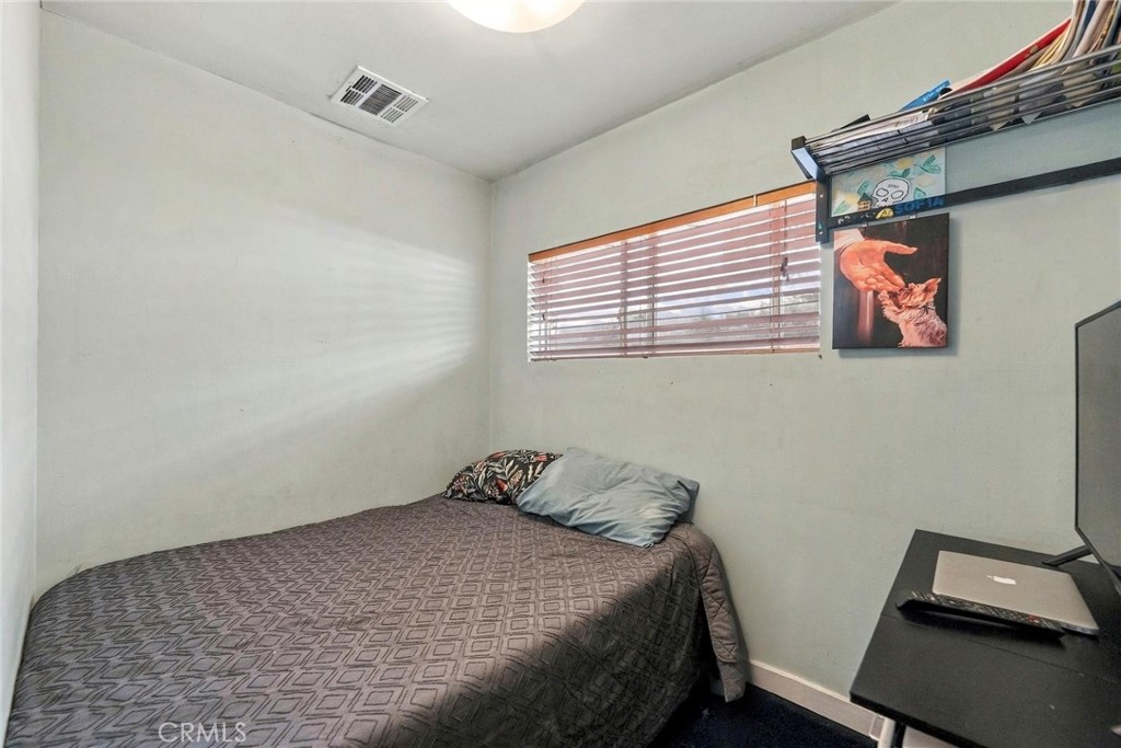 5139 Irvington Place Property Photo 18