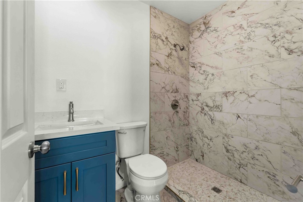 5442 Olanda Property Photo 11